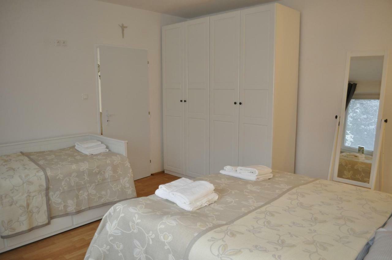 Apartmany Centrum 라젝크테플리스 외부 사진